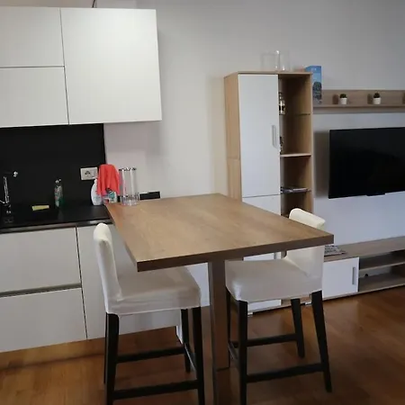 Modern Three-room With Parquet And Air Conditioning - I Limoni Appartement